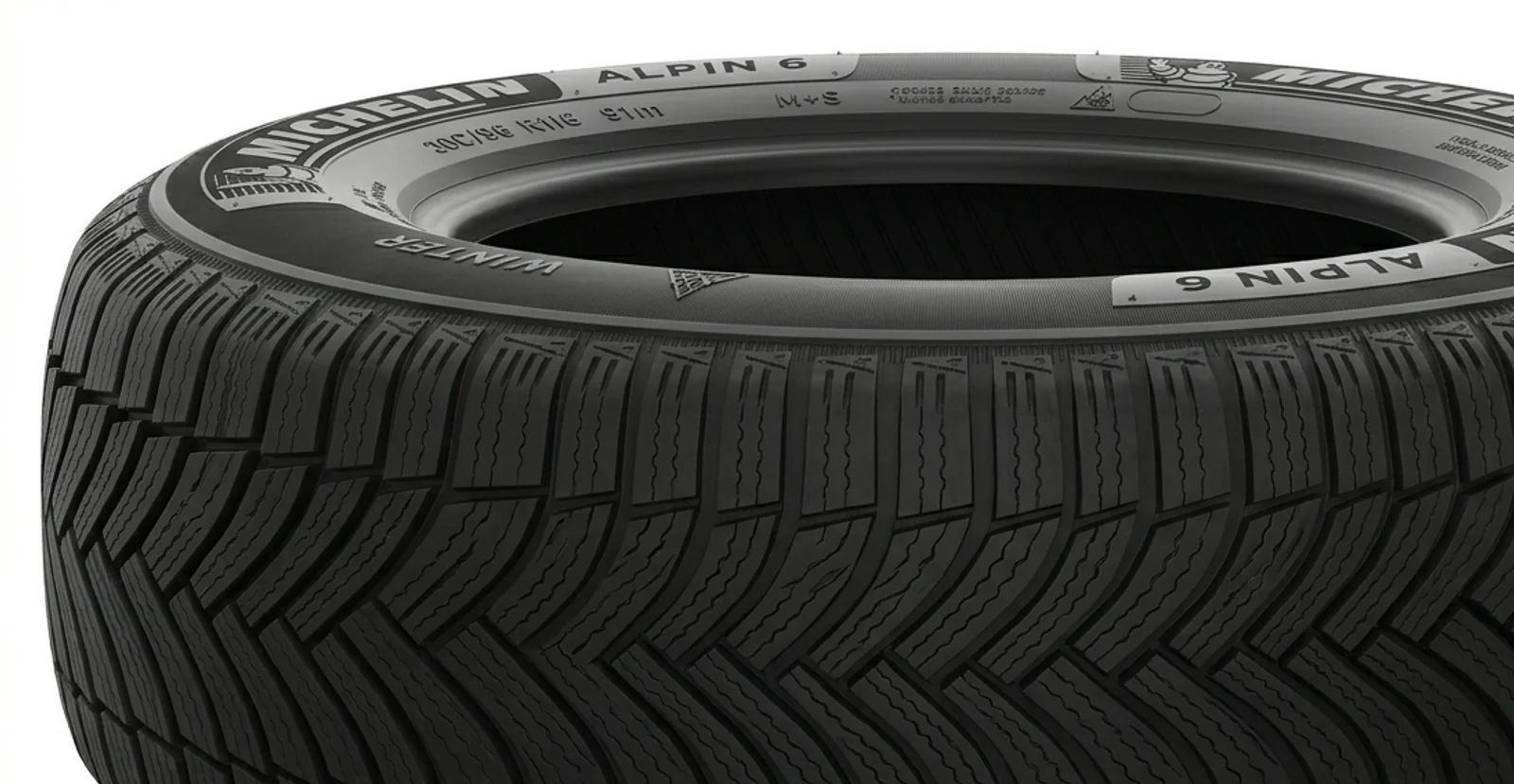 Michelin Alpin 6 — bande de roulement avec composé Helio Compound qui reste souple jusqu'à -15 °C
